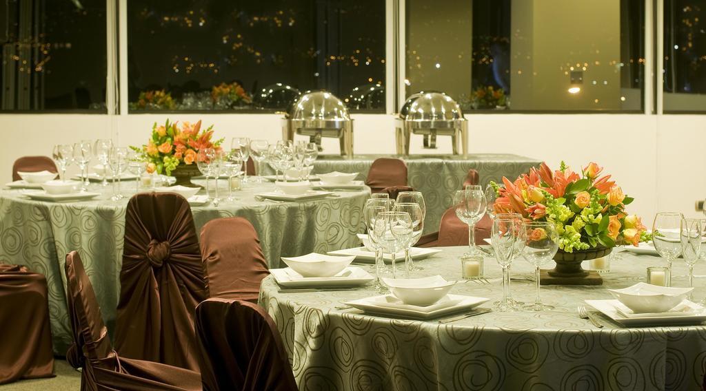Tryp By Wyndham San Jose Sabana Otel Dış mekan fotoğraf