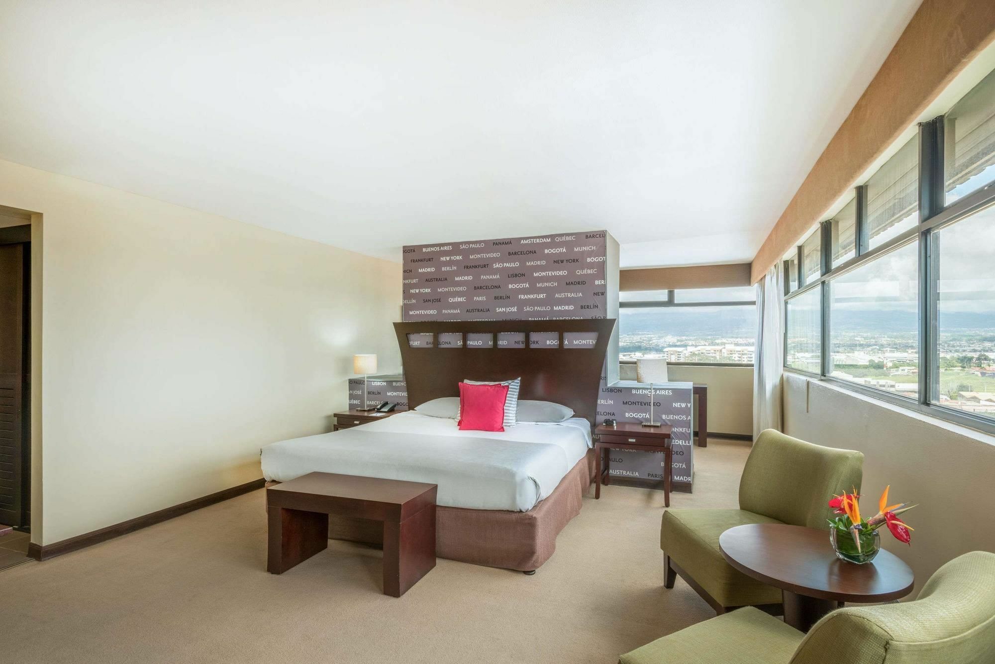 Tryp By Wyndham San Jose Sabana Otel Dış mekan fotoğraf