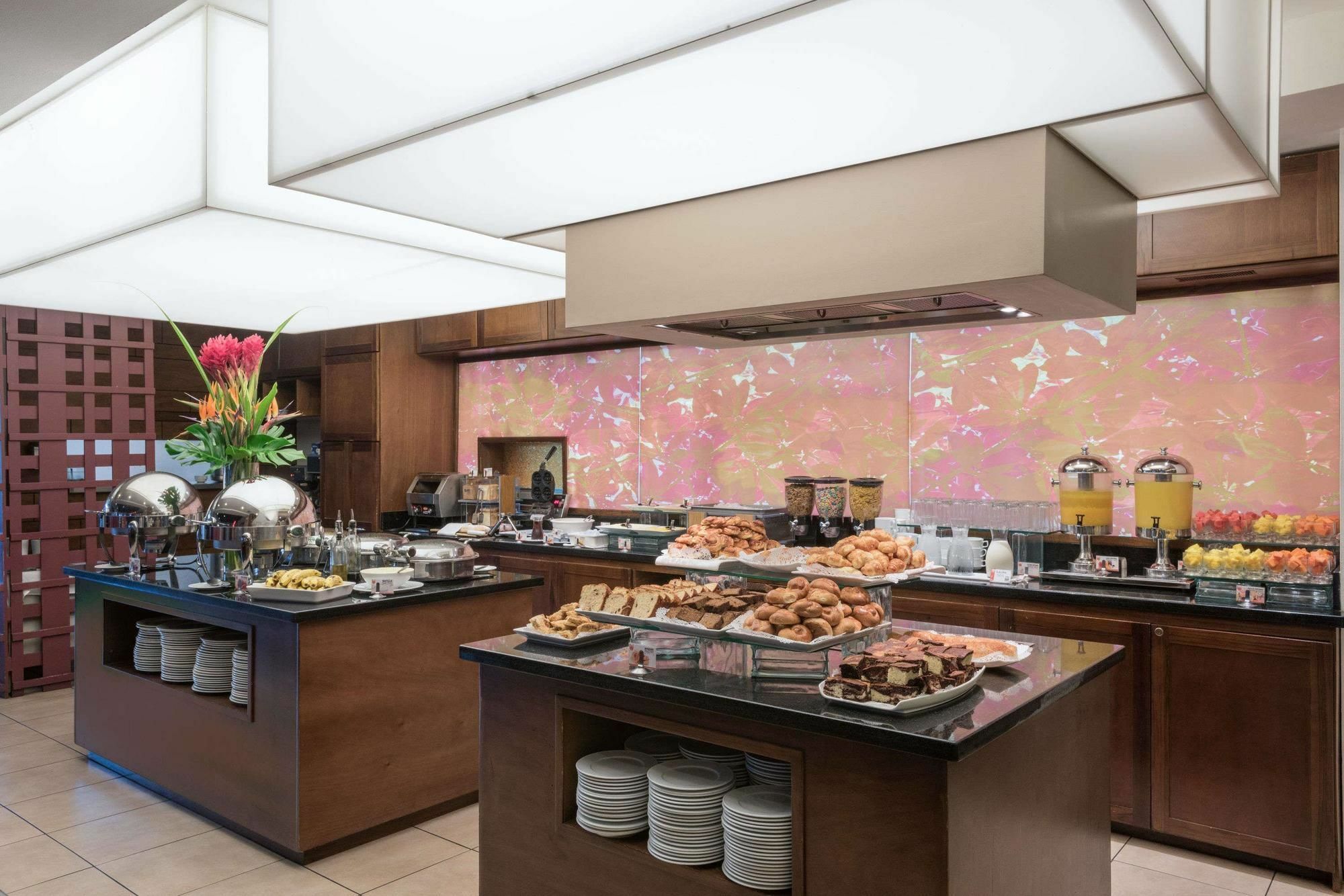 Tryp By Wyndham San Jose Sabana Otel Dış mekan fotoğraf